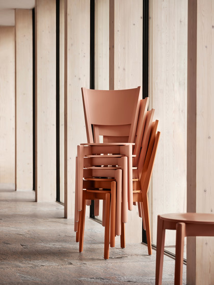 Woody S-078 | Chairs | Skandiform