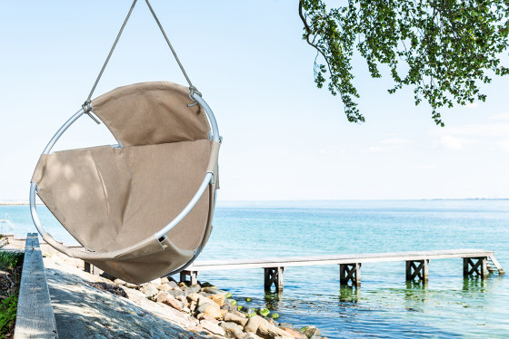Cocoon Hang Chair Outdoor Beige | Swings | Trimm Copenhagen