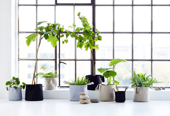 Vertical Soft Pots Black | Plant pots | Trimm Copenhagen