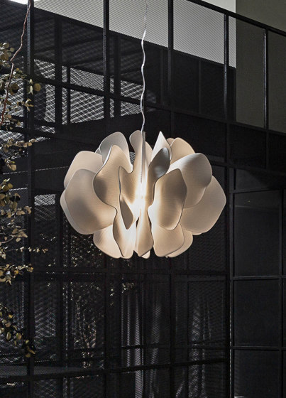 Nightbloom Hanging Lamp 60cm | White (CE/UK) | Suspensions | Lladró