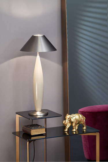 Xenia 2 Table Lamp | Lámparas de sobremesa | Christine Kröncke