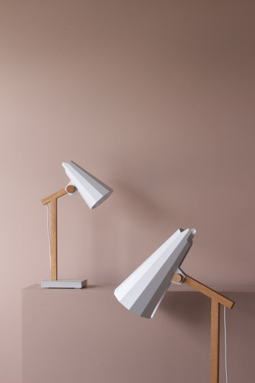 Filly Table Lamp | Lámparas de sobremesa | Himmee