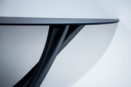 G-Console Duo Carbon Steel Graphite Grey | Dining tables | Zieta