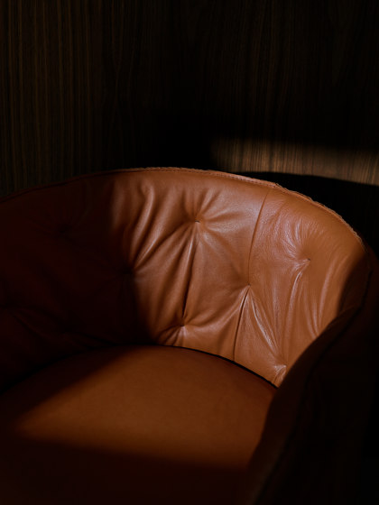 Niche | Chairs | Fogia