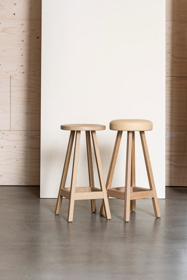 Greitz bar stool | Sillas de trabajo altas | Gärsnäs