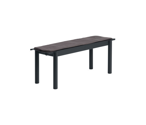 Linear Steel | Café Table | 70 x 70 h: 105 cm / 27.6 x 27.6 h: 41.3" | Tables de bistrot | Muuto