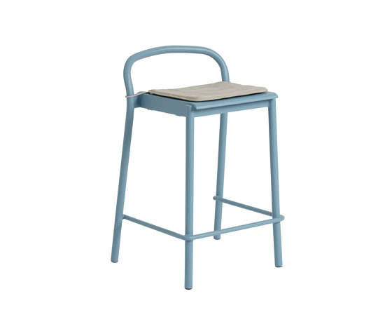 Linear Steel | Café Table | 70 x 70 h: 73 cm / 27.6 x 27.6 h: 28.7" | Tables de bistrot | Muuto