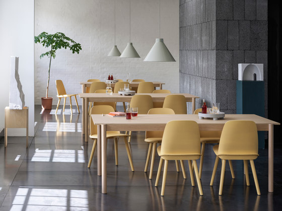 Linear Wood Table | 260 x 90 cm / 102.4 x 35.4" | Dining tables | Muuto