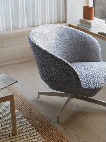 Olso Lounge Chair / Tube Base | Sessel | Muuto