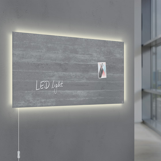 Pizarra de cristal magnética Artverum LED light, 130 x 55 cm | Lámparas de pared | Sigel
