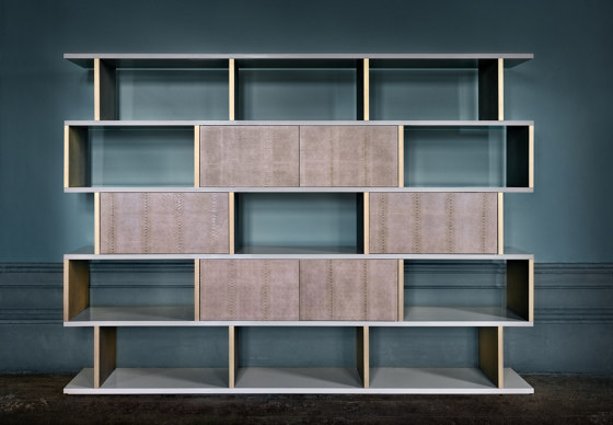 In The Mood For Leather | In & Out Bookshelf | Regale | CRISTINA JORGE DE CARVALHO COLLECTIONS