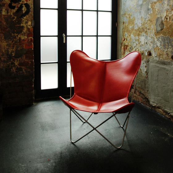 Hardoy Butterfly Chair OUTDOOR Batyline chocolate mit Ottoman | Sessel | Weinbaums