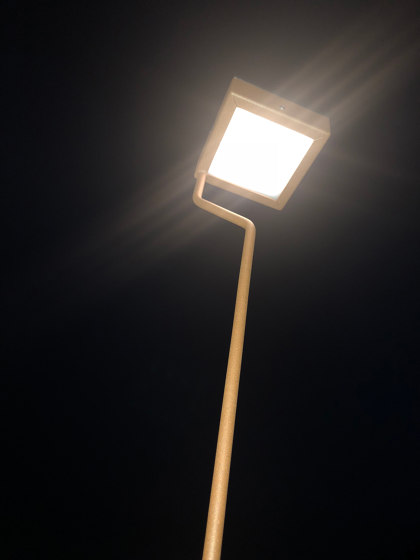SOLAR pathway light | Trait de lune | Outdoor floor-mounted lights | LYX Luminaires
