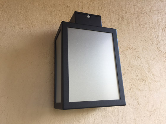 SOLAR wall lamp | APS 010 | Outdoor wall lights | LYX Luminaires