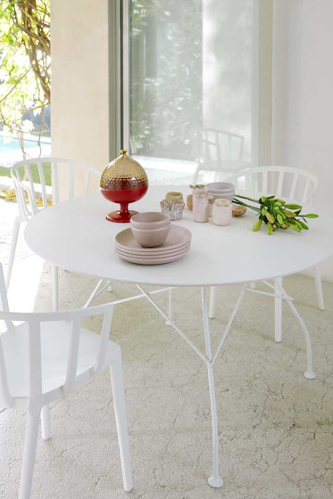 Glossy Marble Oval Marbre Blanc Structure: Acier Chromé | Tables de repas | Kartell