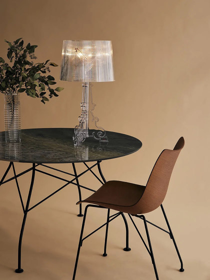 Glossy Marble Oval Tropical Grey Structure: Matt Black Painteed Steel | Dining tables | Kartell