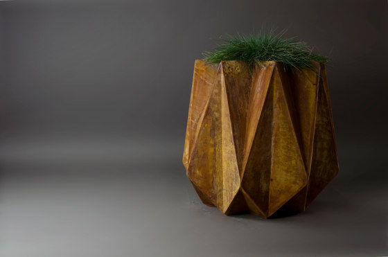 Kronen 65 Flower Pot, Rust Stained Reinforced Concrete |  | Adam Christopher Design