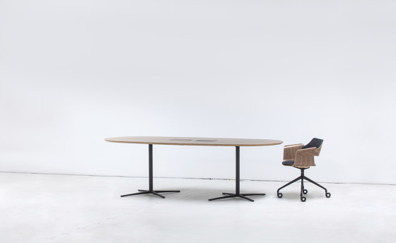 Partnership Conference table | Tavoli contract | PlyDesign