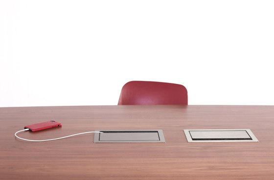 Partnership Conference table | Mesas contract | PlyDesign