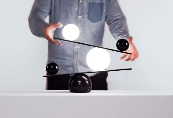 Balance Black | Luminaires de table | Oblure