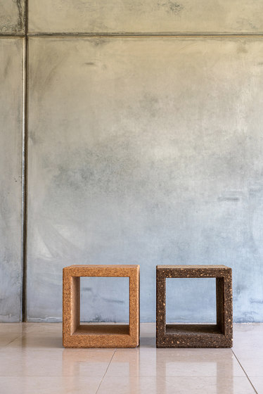 Outline Single Bench | Stools | Sit