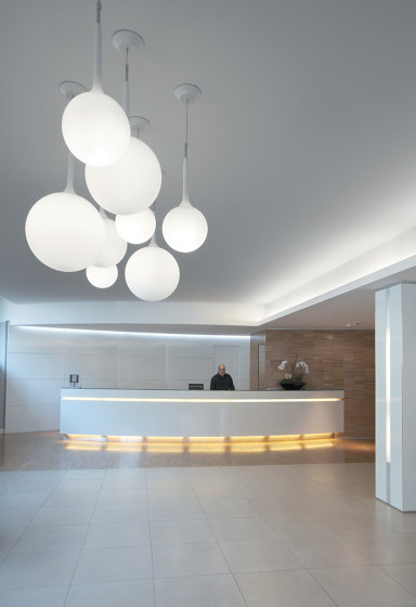 Castore Floor 35 | Free-standing lights | Artemide