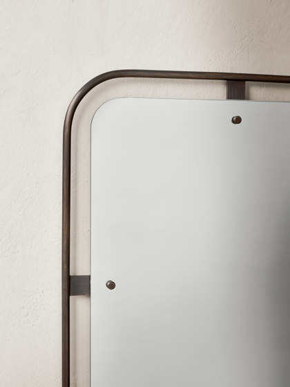 Nimbus Table Mirror | Polished Brass | Espejos | Audo Copenhagen