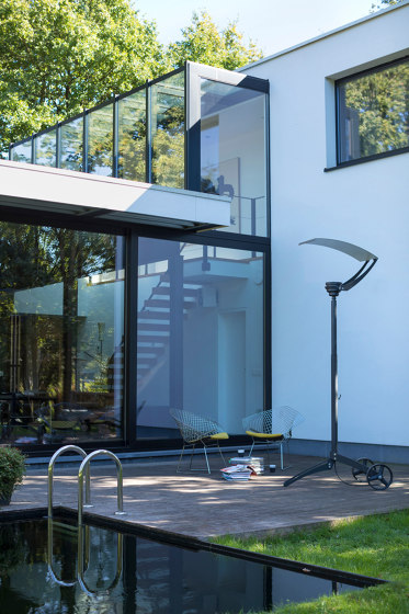 Equix Model 1 | Lámparas exteriores de pie | Roger Pradier