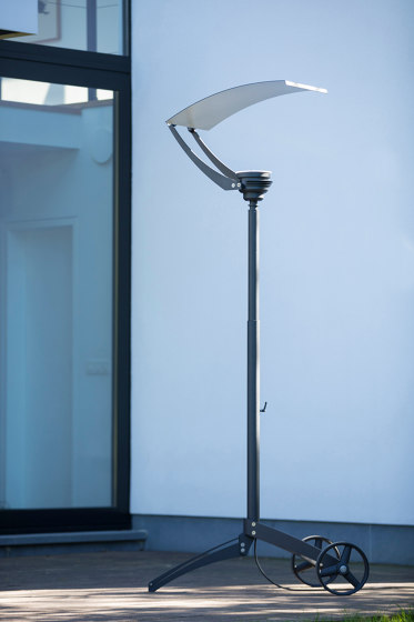 Equix Model 1 | Outdoor free-standing lights | Roger Pradier