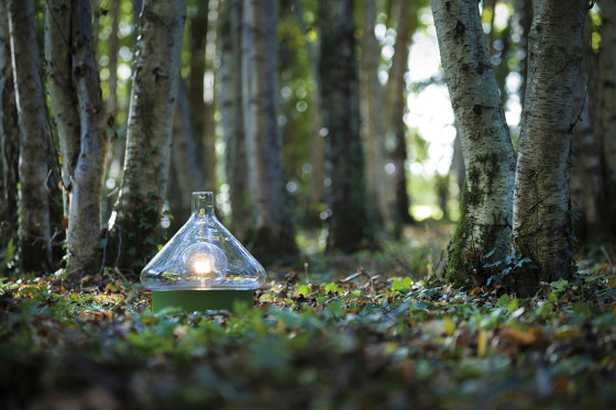 La Hutte Model 3 | Lampade outdoor piantane | Roger Pradier