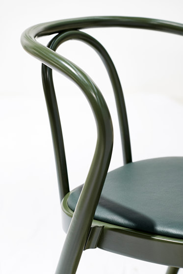 ROTUNDA Chair Upholstered back | Sedie | Gemla