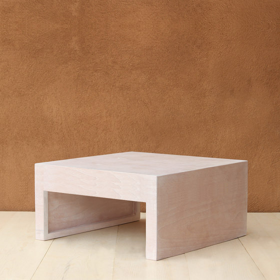 Zahavi Low Table | Mesas de centro | Pfeifer Studio