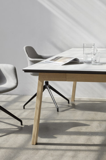 Facit Meeting Table | Mesas contract | ICONS OF DENMARK
