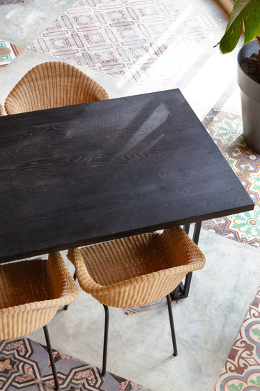 Achille dining table black X base | Mesas comedor | Vincent Sheppard
