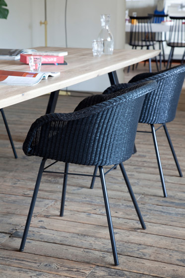 Avril HB dining chair black cantilever base | Stühle | Vincent Sheppard