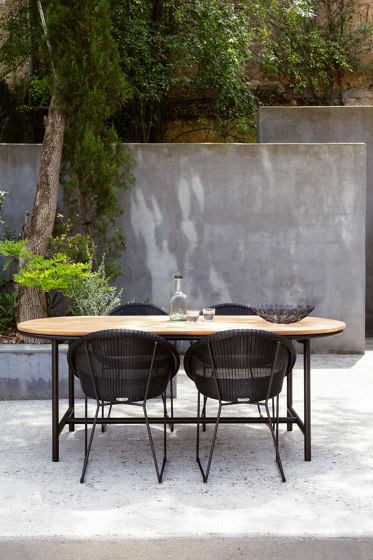 Edgard dining chair teak base | Stühle | Vincent Sheppard