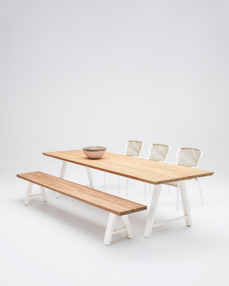 Matteo dining table white base | Mesas comedor | Vincent Sheppard