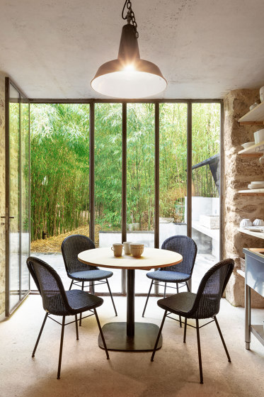 Yann dining chair oak base | Sedie | Vincent Sheppard