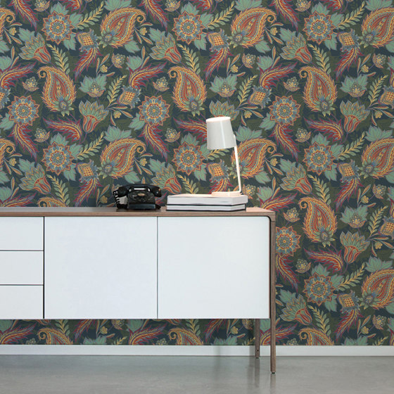 Classic Paisley | Wall coverings / wallpapers | GMM