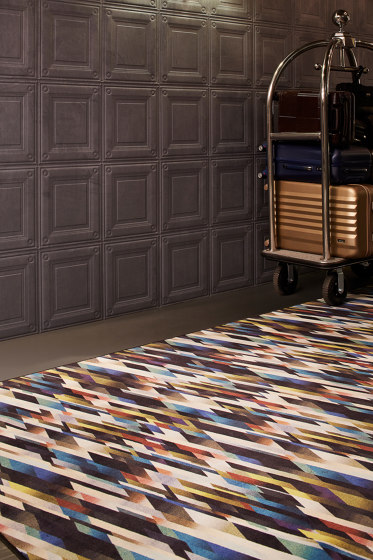 Diagonal | Blue Broadloom | Wall-to-wall carpets | moooi carpets