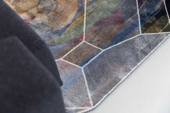 Crystal | Purple Broadloom | Wall-to-wall carpets | moooi carpets