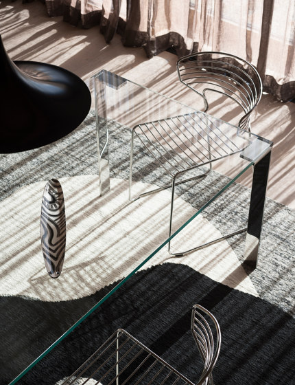 Liko Glass table | Esstische | Desalto