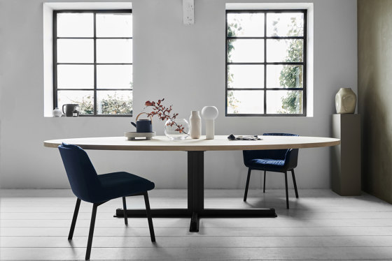 Cross Round Dining Table | Mesas comedor | QLiv