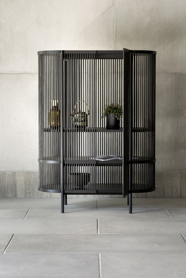 Bastone Cabinet with Doors – Oak | Armadi | Poiat