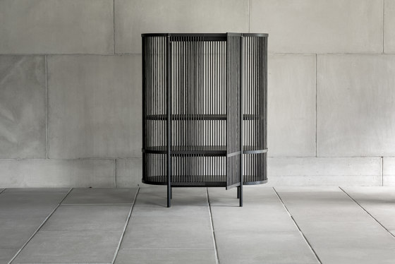 Bastone Cabinet with Doors – Oak | Armarios | Poiat