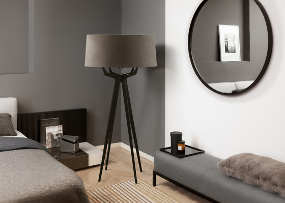 No. 35 Floor Lamp Velvet Collection - Olive - Brass | Standleuchten | BALADA & CO.