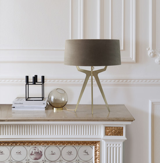 No. 35 Table Lamp Velvet Collection - Acier - Fenix NTM® | Luminaires de table | BALADA & CO.
