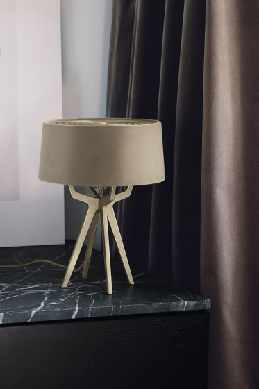 No. 35 Table Lamp Velvet Collection - Dune - Brass | Luminaires de table | BALADA & CO.