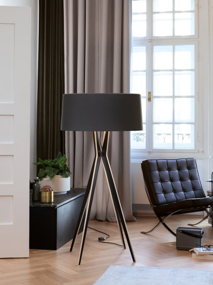 No. 43 Floor Lamp Matt Collection - Soft White - Multiplex | Lampade piantana | BALADA & CO.