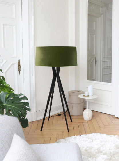 No. 43 Floor Lamp Velvet Collection - Olive - Fenix NTM® | Lámparas de pie | BALADA & CO.